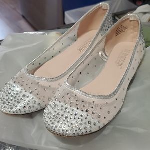NWOT- David Bridal Flats. 9M